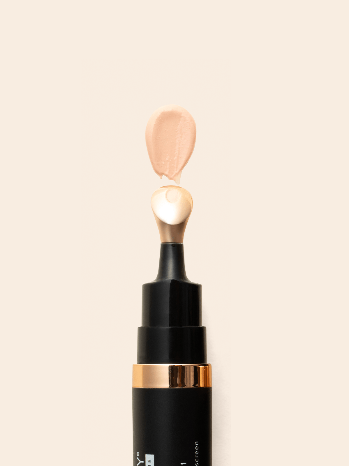 Correcteur lumineux pour les yeux SPF 41 - Lumiclair